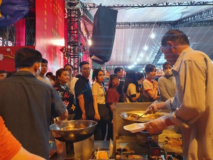 Nhà hàng ở Việt Nam tăng giá